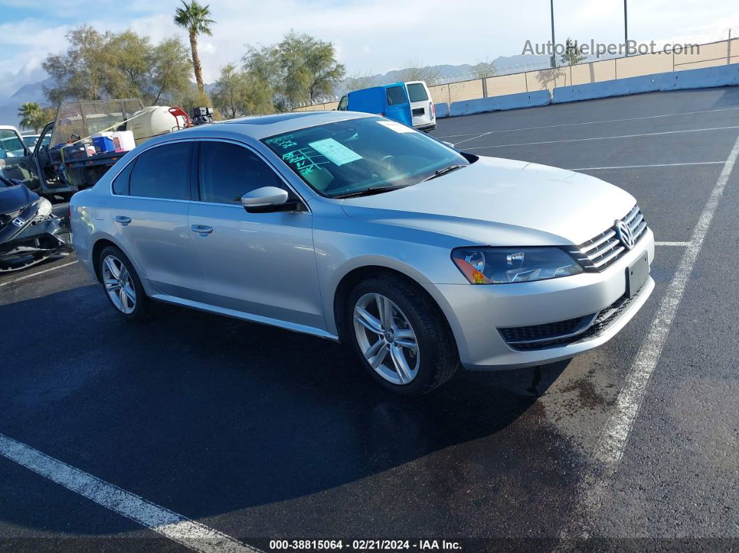 2014 Volkswagen Passat 2.0l Tdi Se Silver vin: 1VWBN7A39EC115596