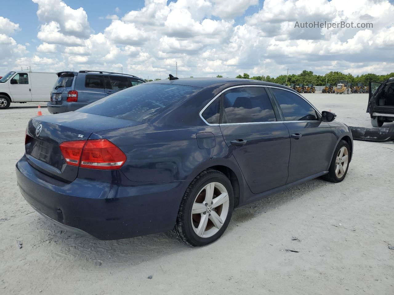 2012 Volkswagen Passat Se Синий vin: 1VWBP7A30CC100394