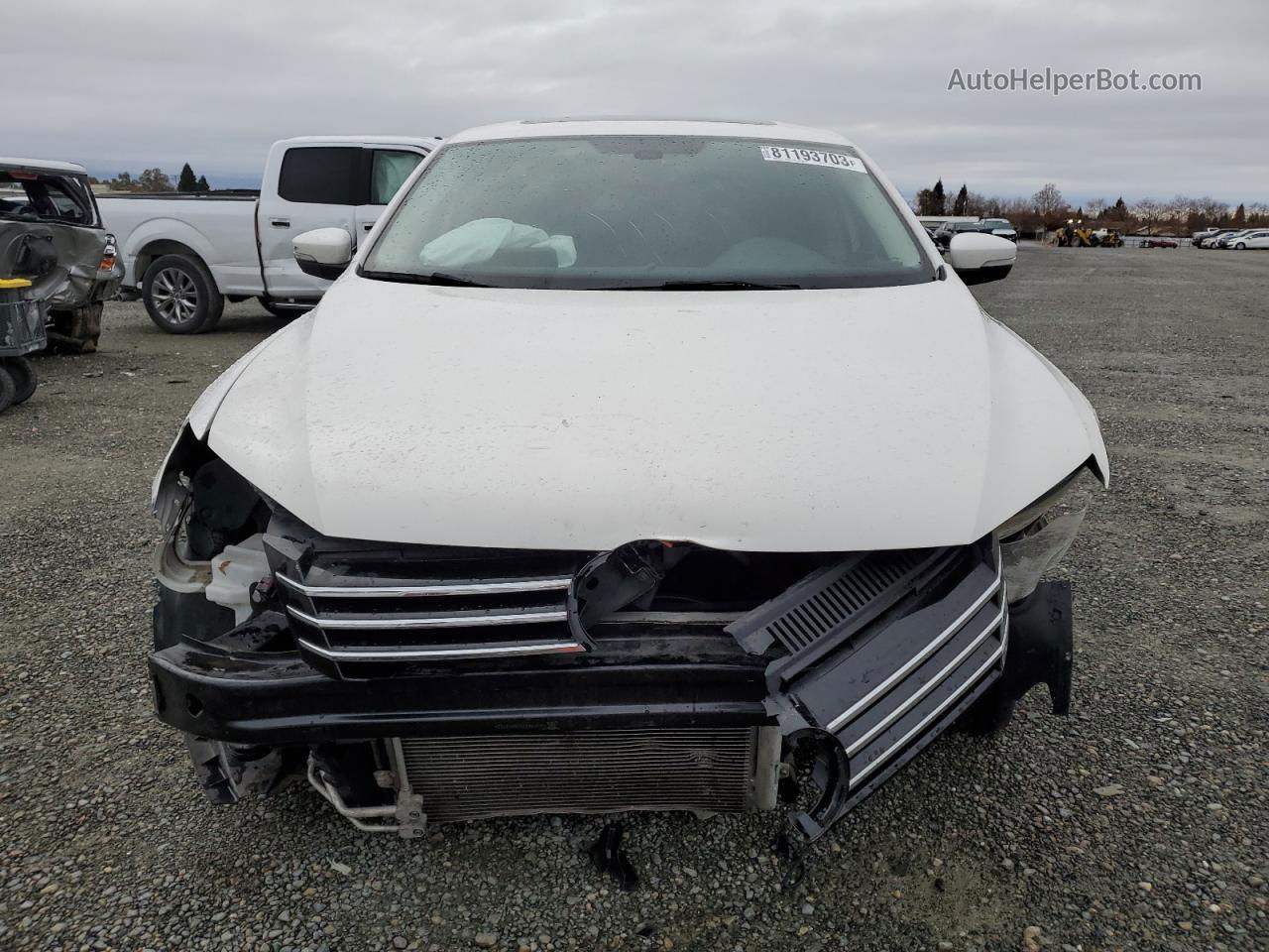 2013 Volkswagen Passat Se White vin: 1VWBP7A30DC033751