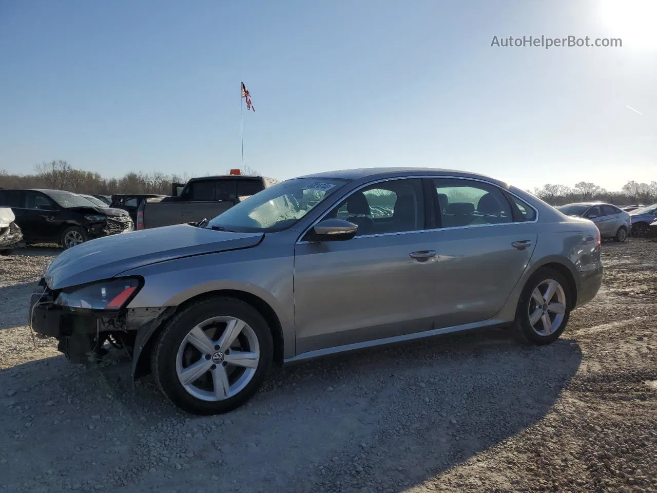 2012 Volkswagen Passat Se Gray vin: 1VWBP7A31CC003026