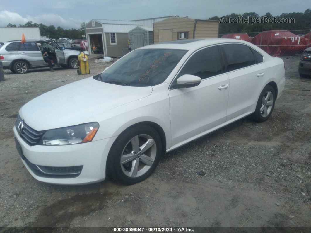 2012 Volkswagen Passat 2.5l Se White vin: 1VWBP7A31CC048306