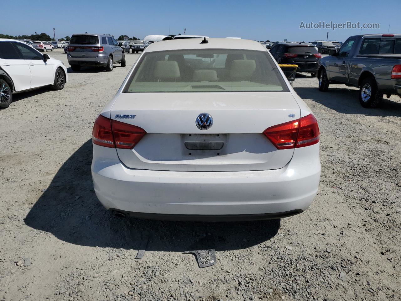 2012 Volkswagen Passat Se White vin: 1VWBP7A31CC078437