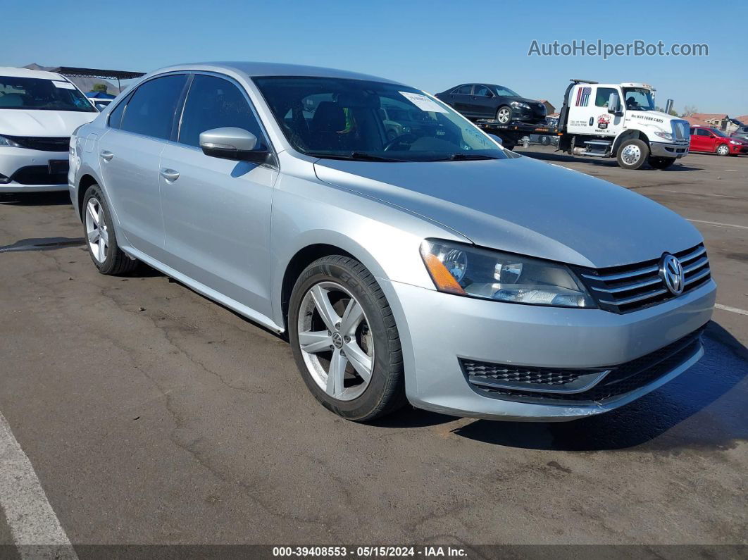 2014 Volkswagen Passat 2.5l Se Silver vin: 1VWBP7A32EC008447