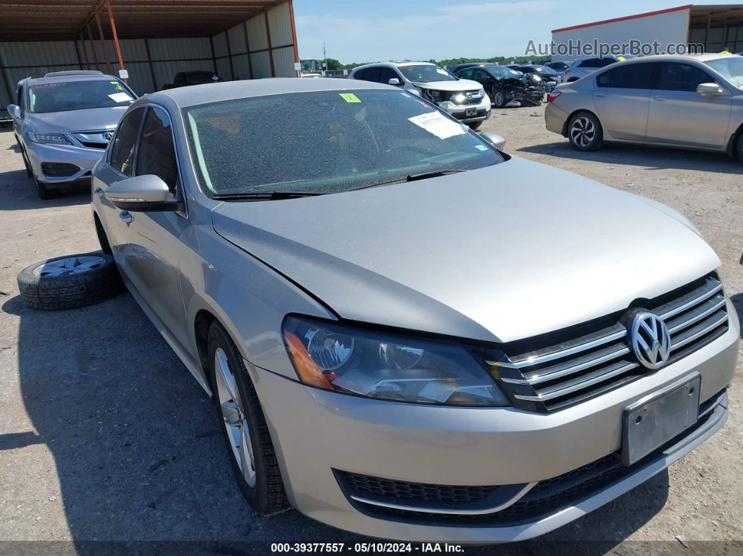 2012 Volkswagen Passat 2.5l Se Silver vin: 1VWBP7A33CC094347