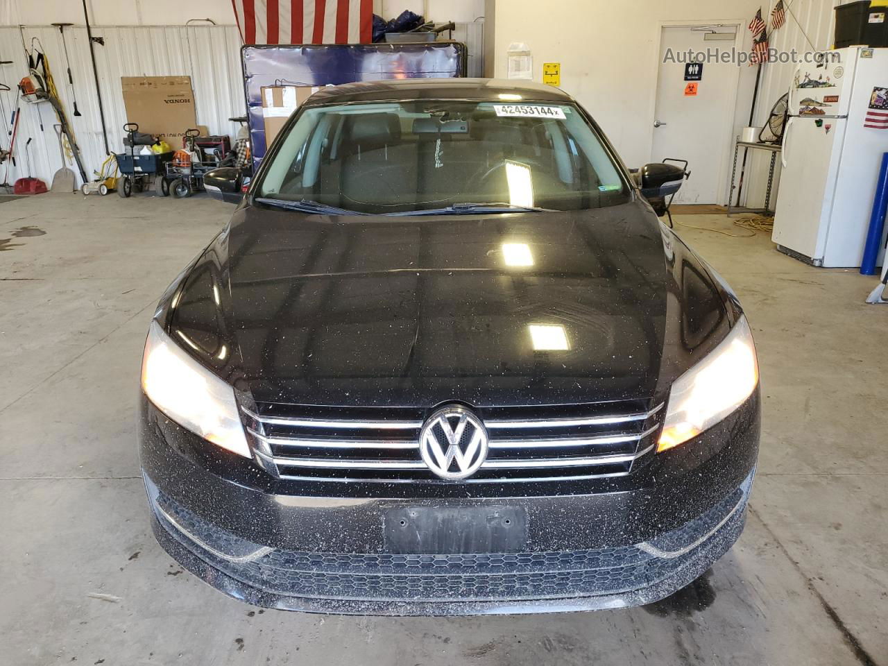 2013 Volkswagen Passat Se Black vin: 1VWBP7A33DC048941