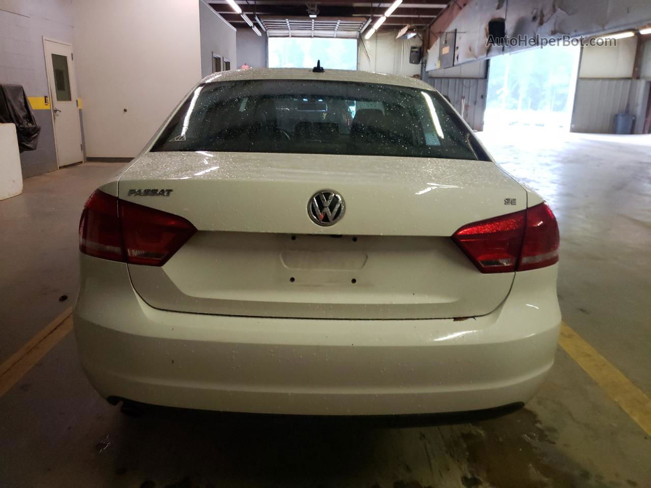 2013 Volkswagen Passat Se White vin: 1VWBP7A33DC058871