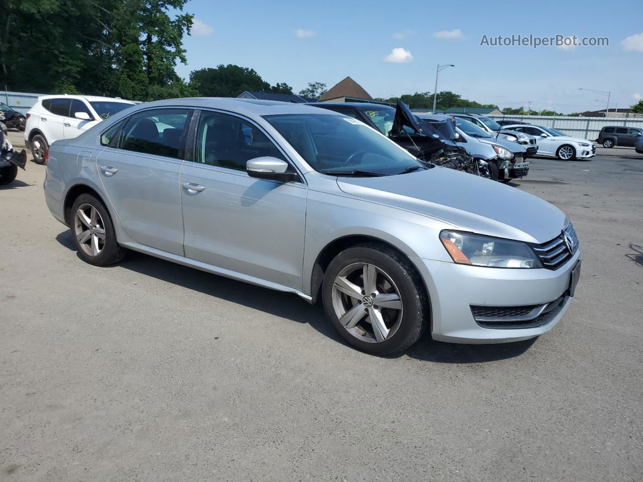 2013 Volkswagen Passat Se Gray vin: 1VWBP7A33DC091398