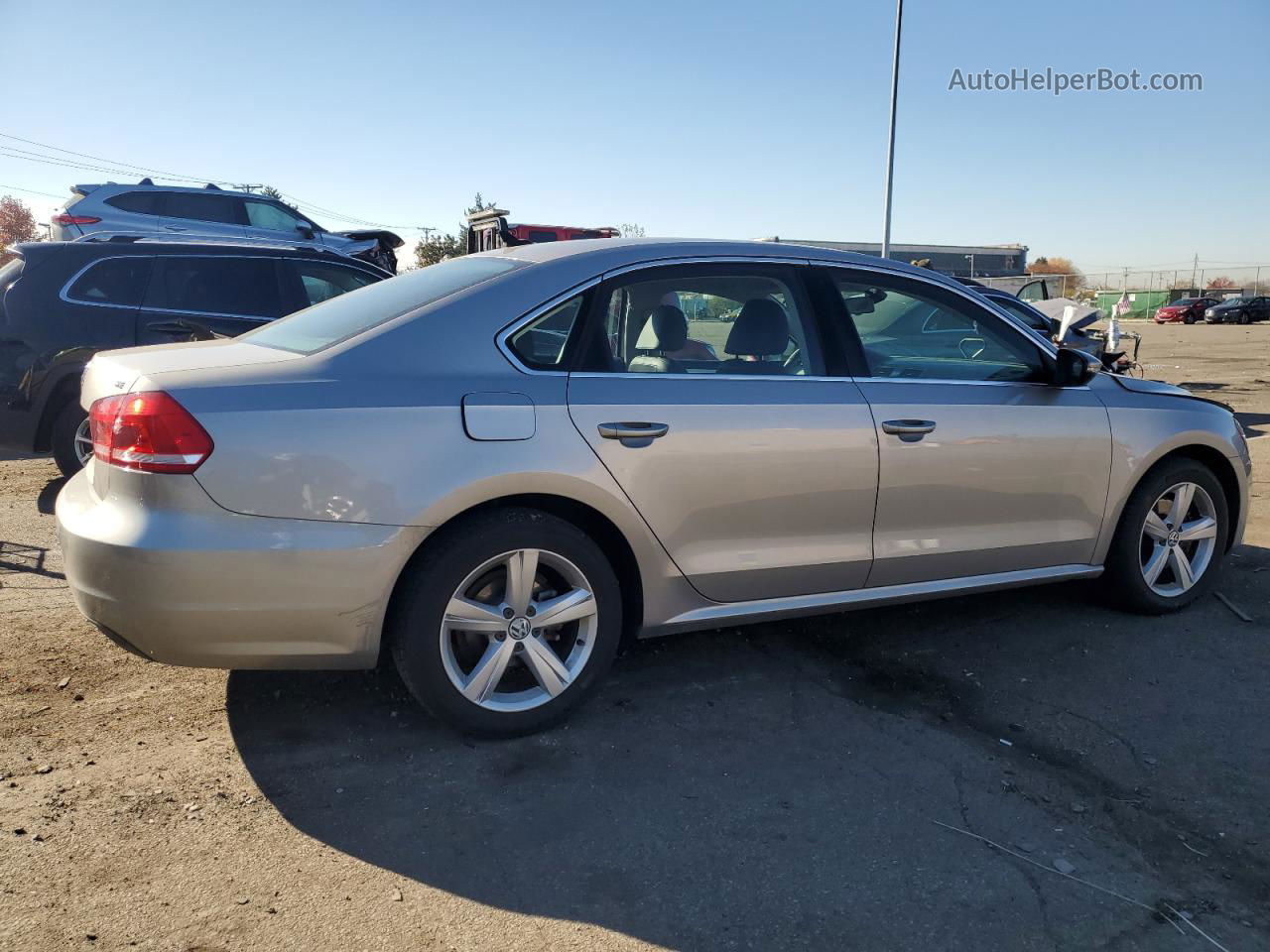 2012 Volkswagen Passat Se Gray vin: 1VWBP7A34CC013033