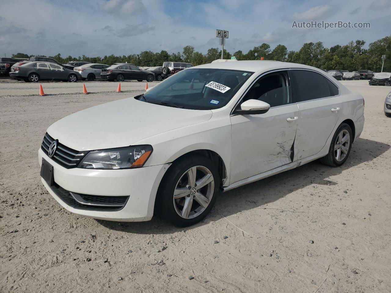 2012 Volkswagen Passat Se White vin: 1VWBP7A34CC106246