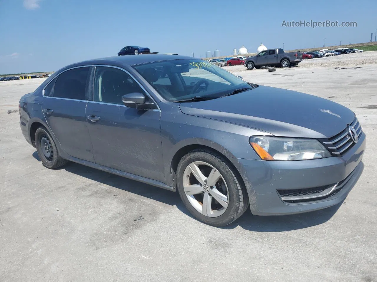 2013 Volkswagen Passat Se Gray vin: 1VWBP7A34DC098456