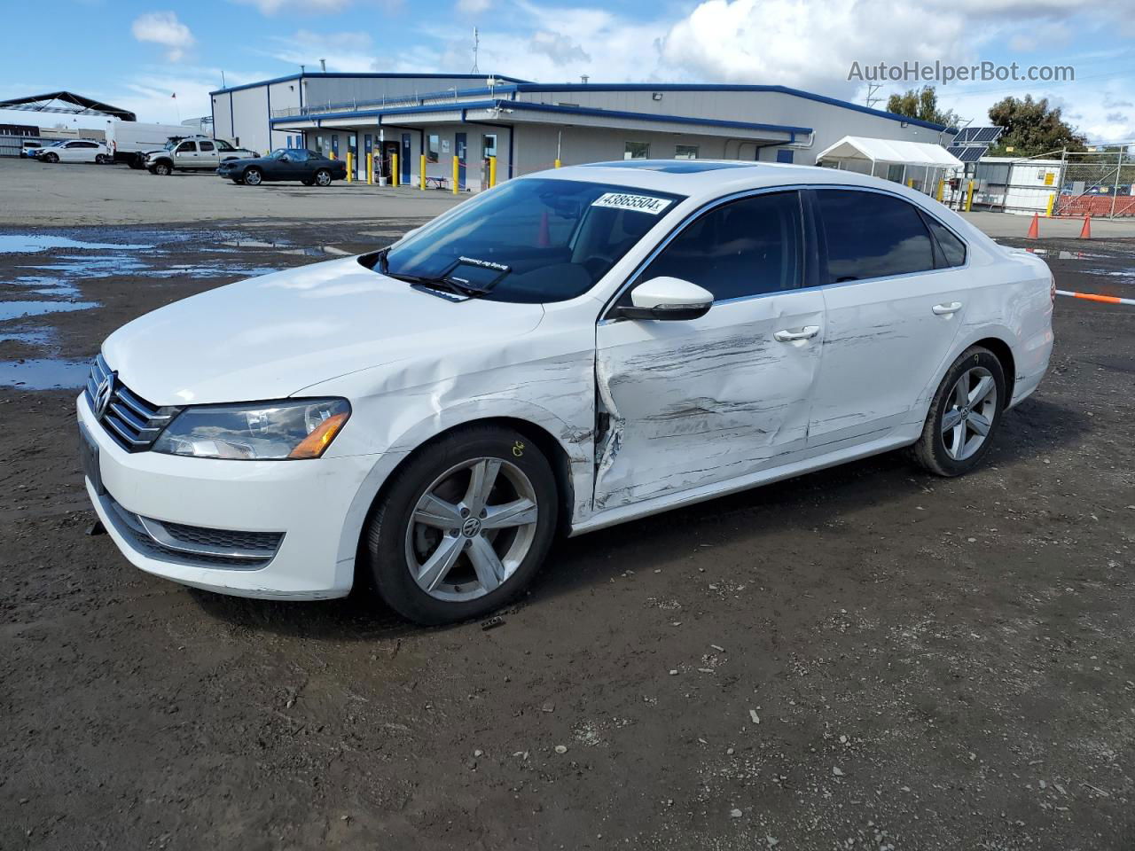 2012 Volkswagen Passat Se White vin: 1VWBP7A35CC052696