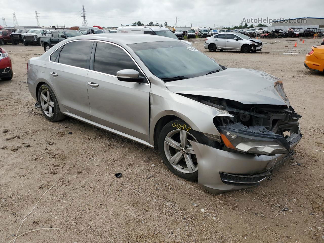 2013 Volkswagen Passat Se Silver vin: 1VWBP7A35DC105950