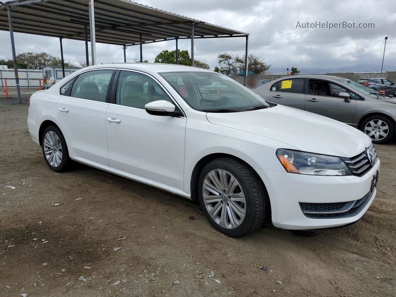 2012 Volkswagen Passat Se White vin: 1VWBP7A36CC103400