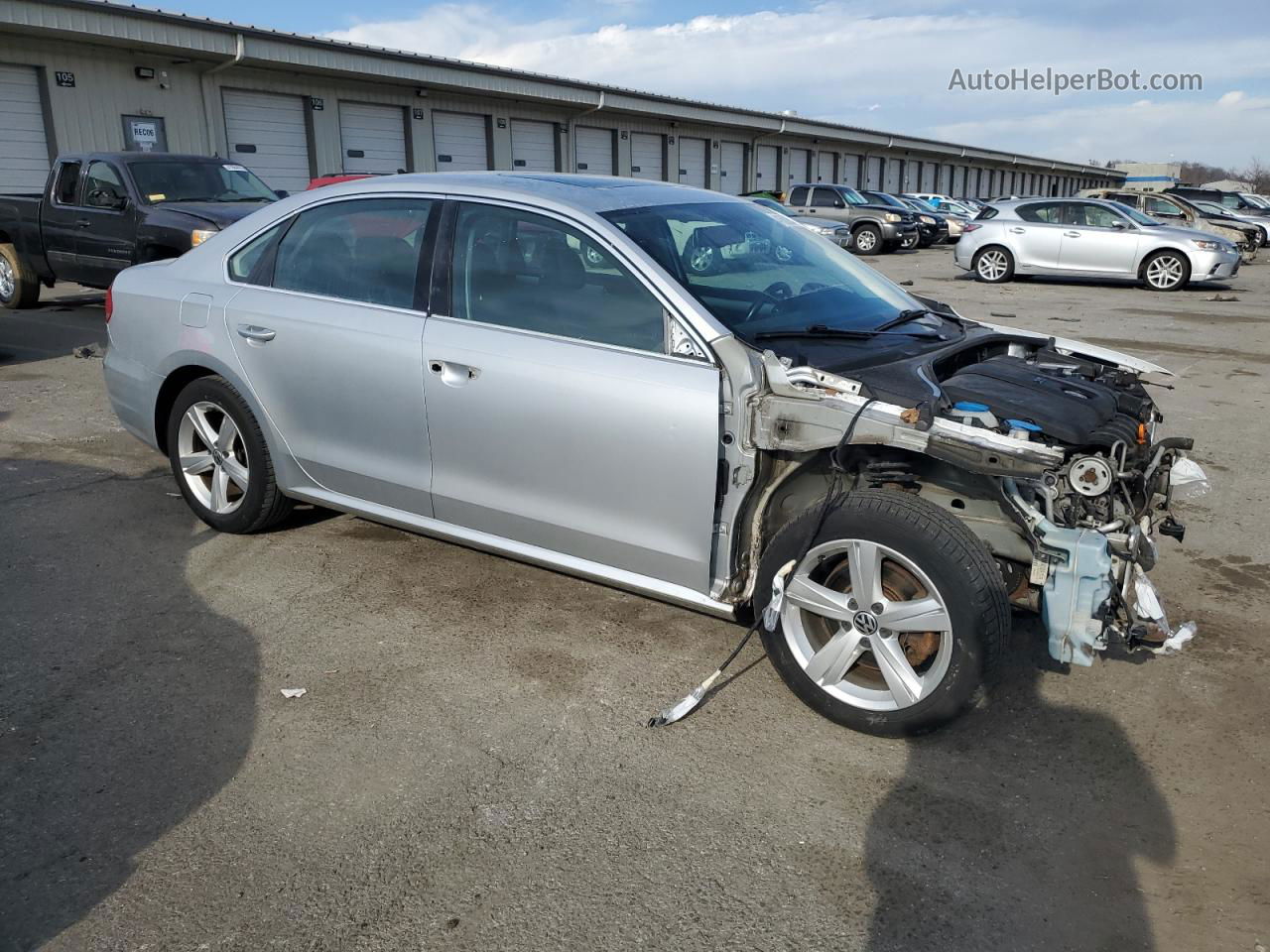 2012 Volkswagen Passat Se Silver vin: 1VWBP7A36CC104188