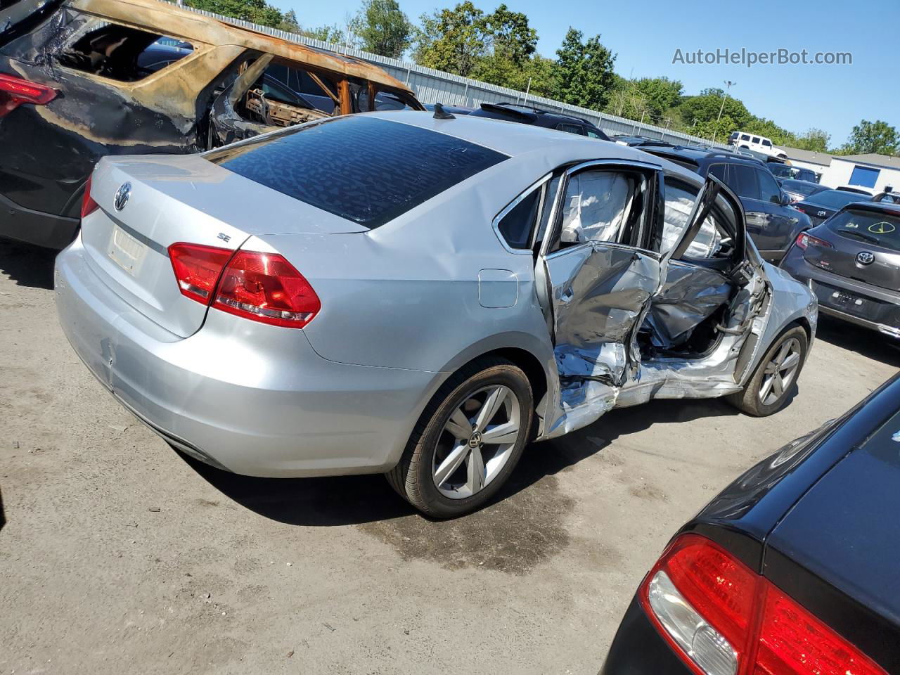 2013 Volkswagen Passat Se Gray vin: 1VWBP7A36DC015724