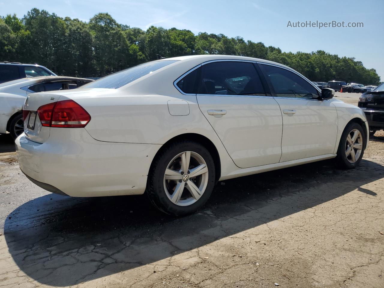 2013 Volkswagen Passat Se White vin: 1VWBP7A36DC035469