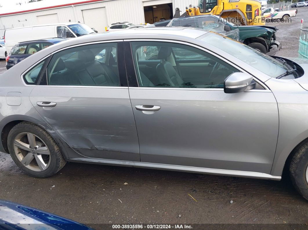 2013 Volkswagen Passat 2.5l Se Серебряный vin: 1VWBP7A36DC071937