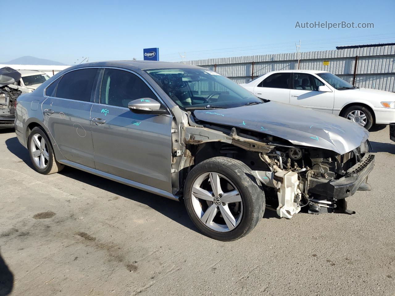 2012 Volkswagen Passat Se Beige vin: 1VWBP7A37CC084422