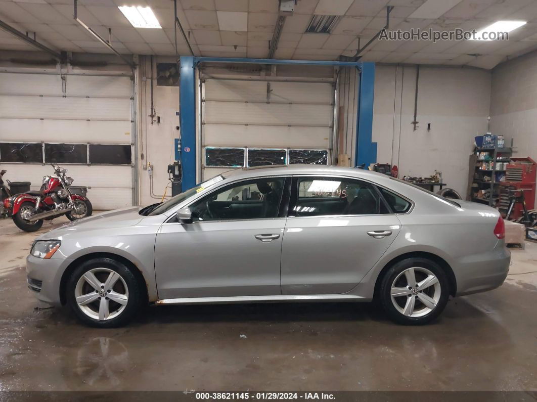 2013 Volkswagen Passat 2.5l Se Silver vin: 1VWBP7A37DC004151