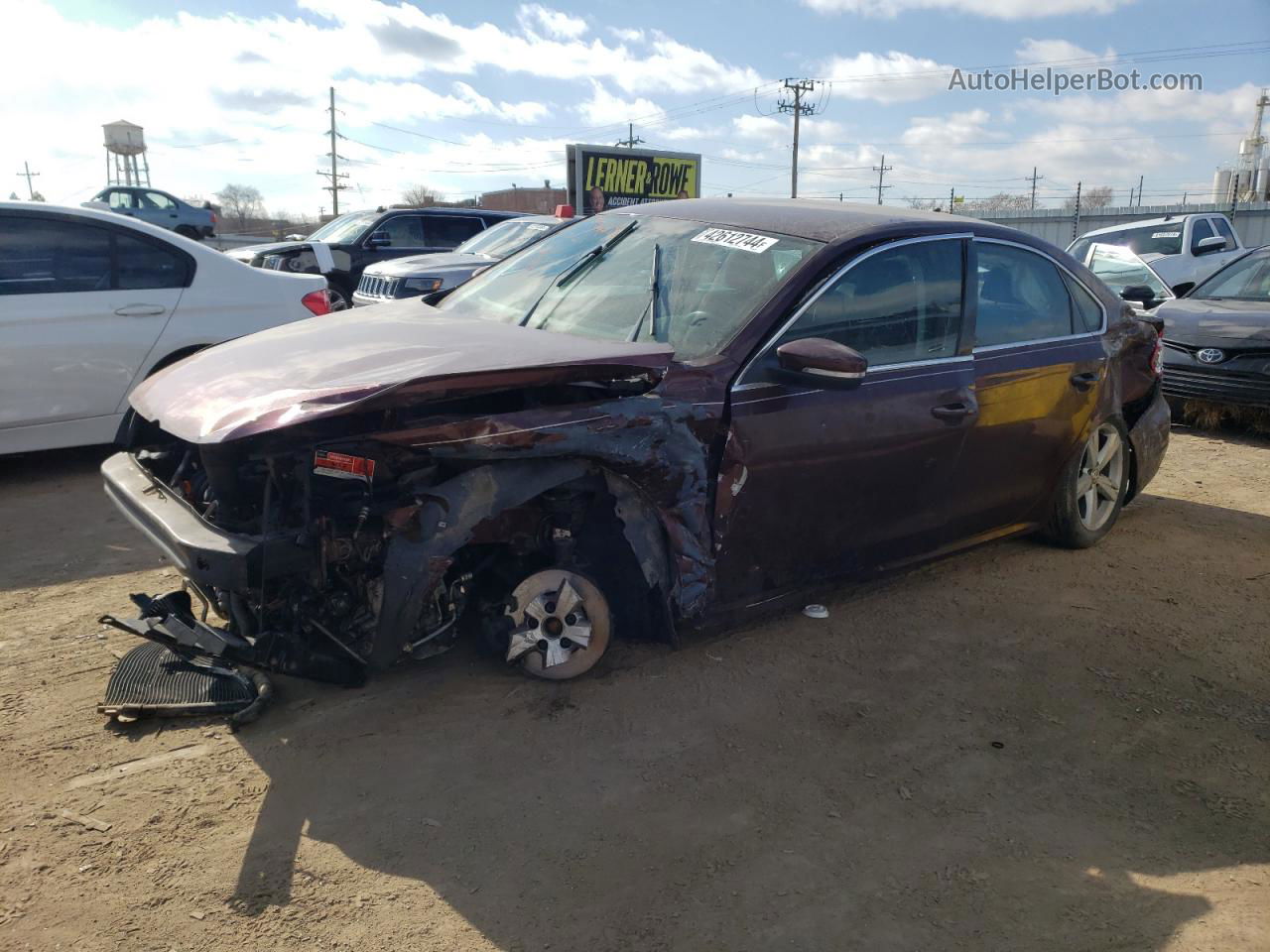 2013 Volkswagen Passat Se Burgundy vin: 1VWBP7A37DC058372