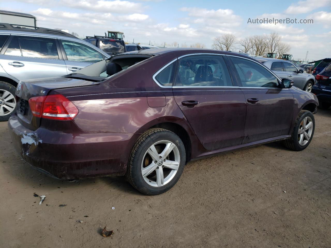 2013 Volkswagen Passat Se Burgundy vin: 1VWBP7A37DC058372