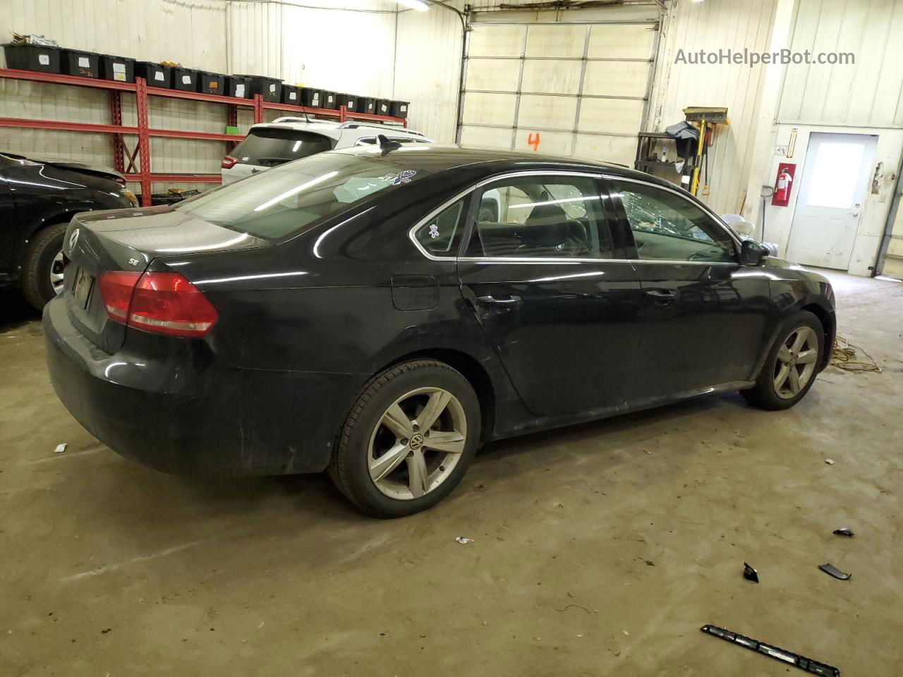 2013 Volkswagen Passat Se Black vin: 1VWBP7A37DC081232