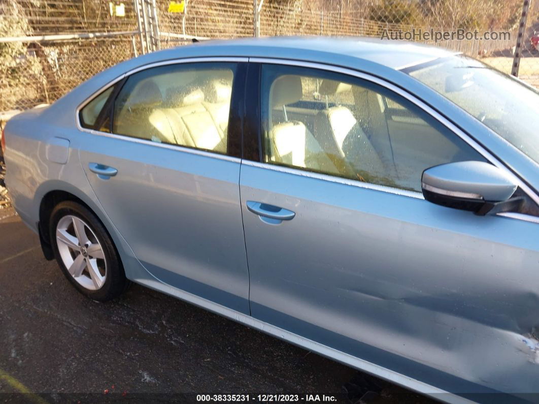 2013 Volkswagen Passat 2.5l Se Light Blue vin: 1VWBP7A37DC135094