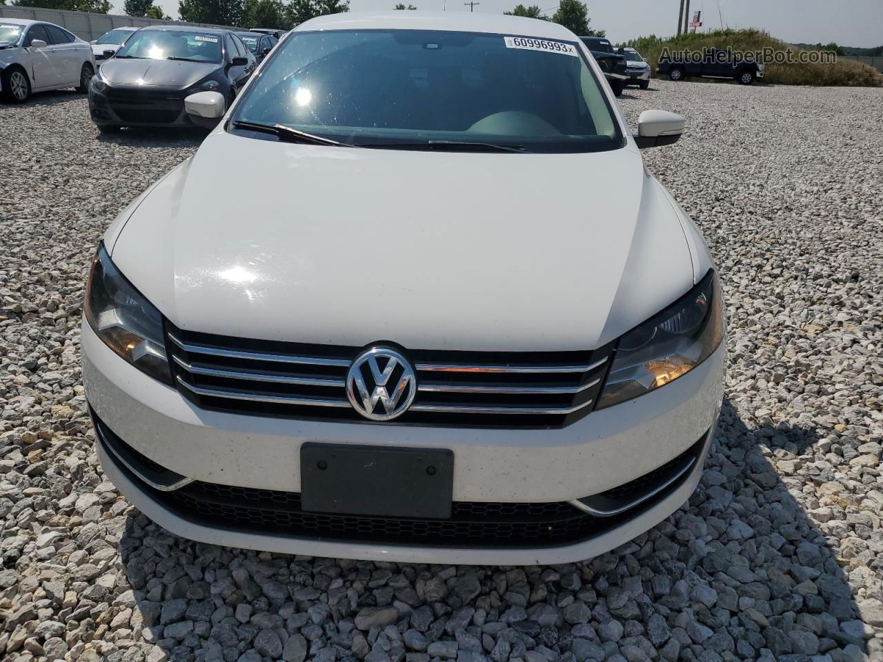 2013 Volkswagen Passat Se White vin: 1VWBP7A38DC000612