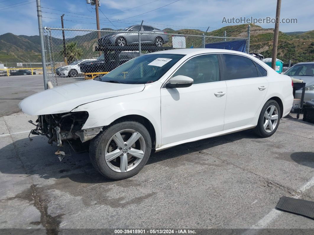 2012 Volkswagen Passat 2.5l Se White vin: 1VWBP7A39CC101737