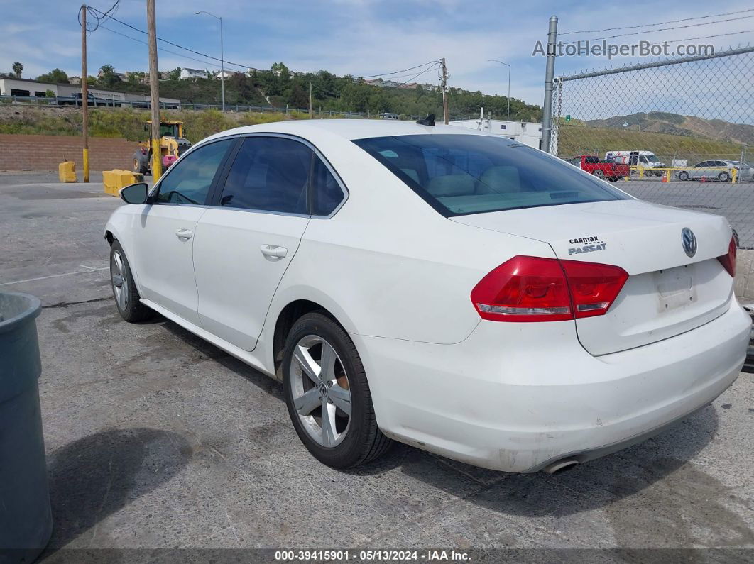 2012 Volkswagen Passat 2.5l Se White vin: 1VWBP7A39CC101737