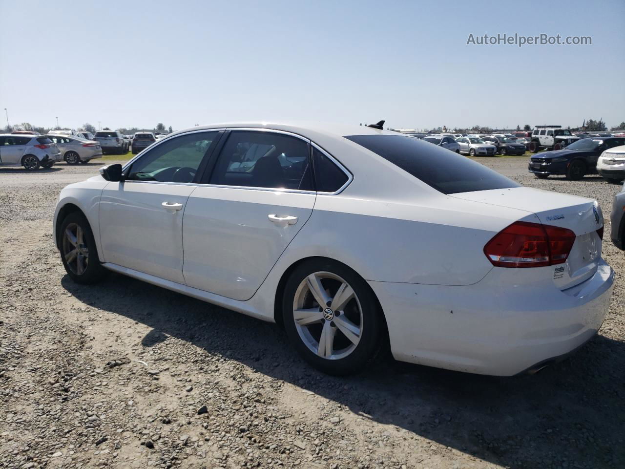 2012 Volkswagen Passat Se White vin: 1VWBP7A39CC102080