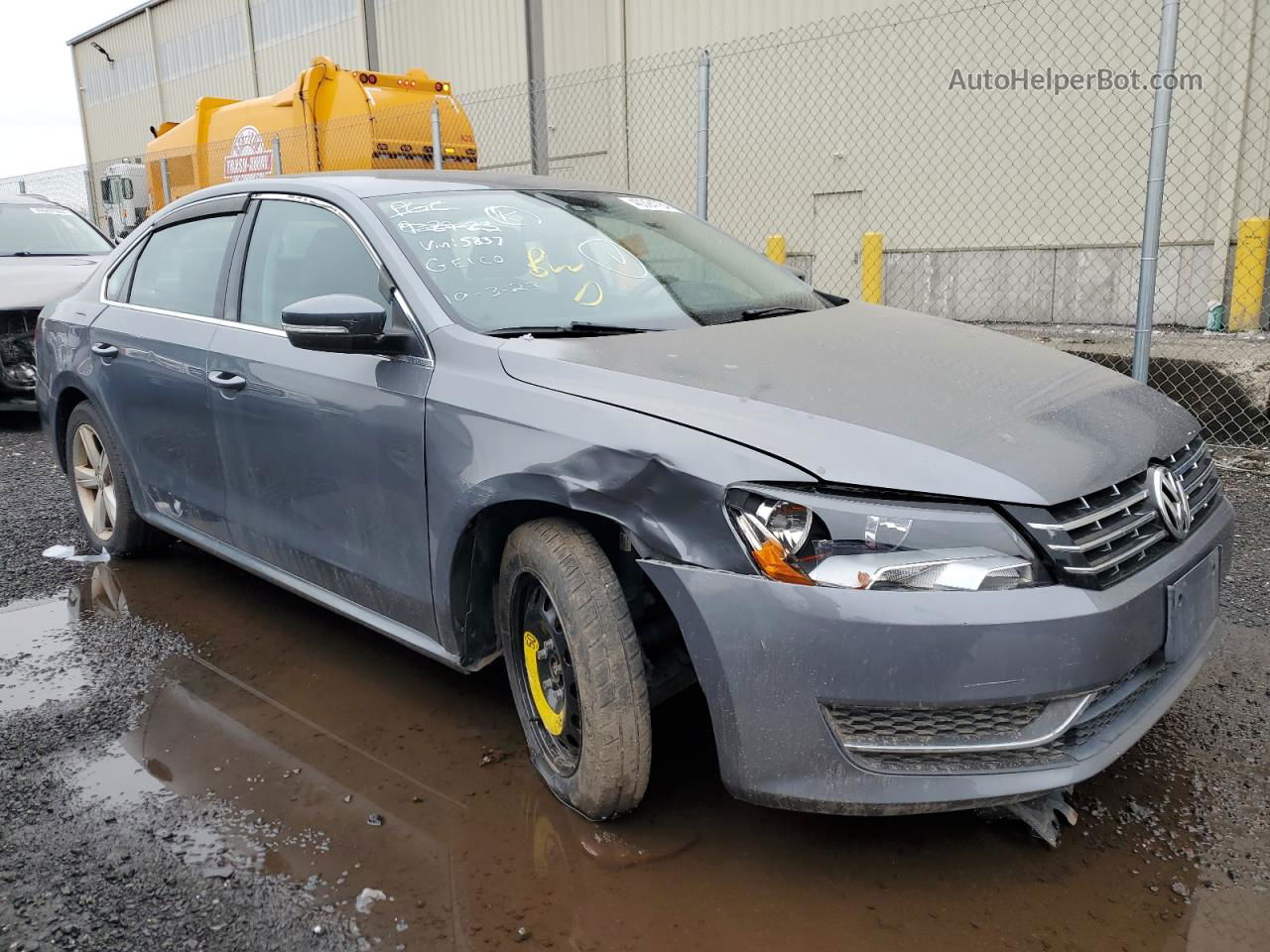 2013 Volkswagen Passat Se Gray vin: 1VWBP7A39DC035837