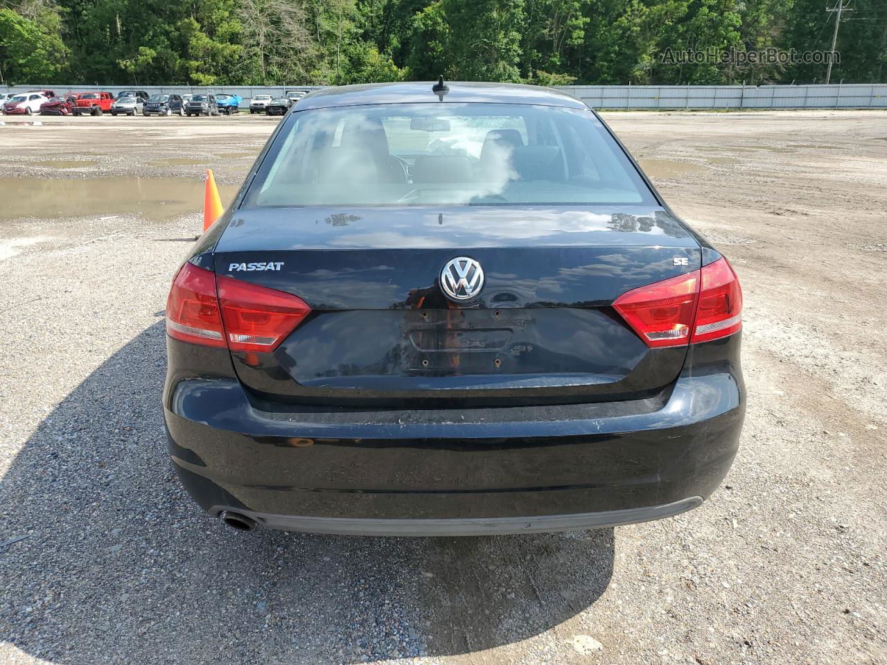 2013 Volkswagen Passat Se Black vin: 1VWBP7A39DC046224