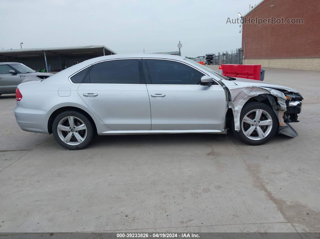 2013 Volkswagen Passat 2.5l Se Silver vin: 1VWBP7A39DC071088