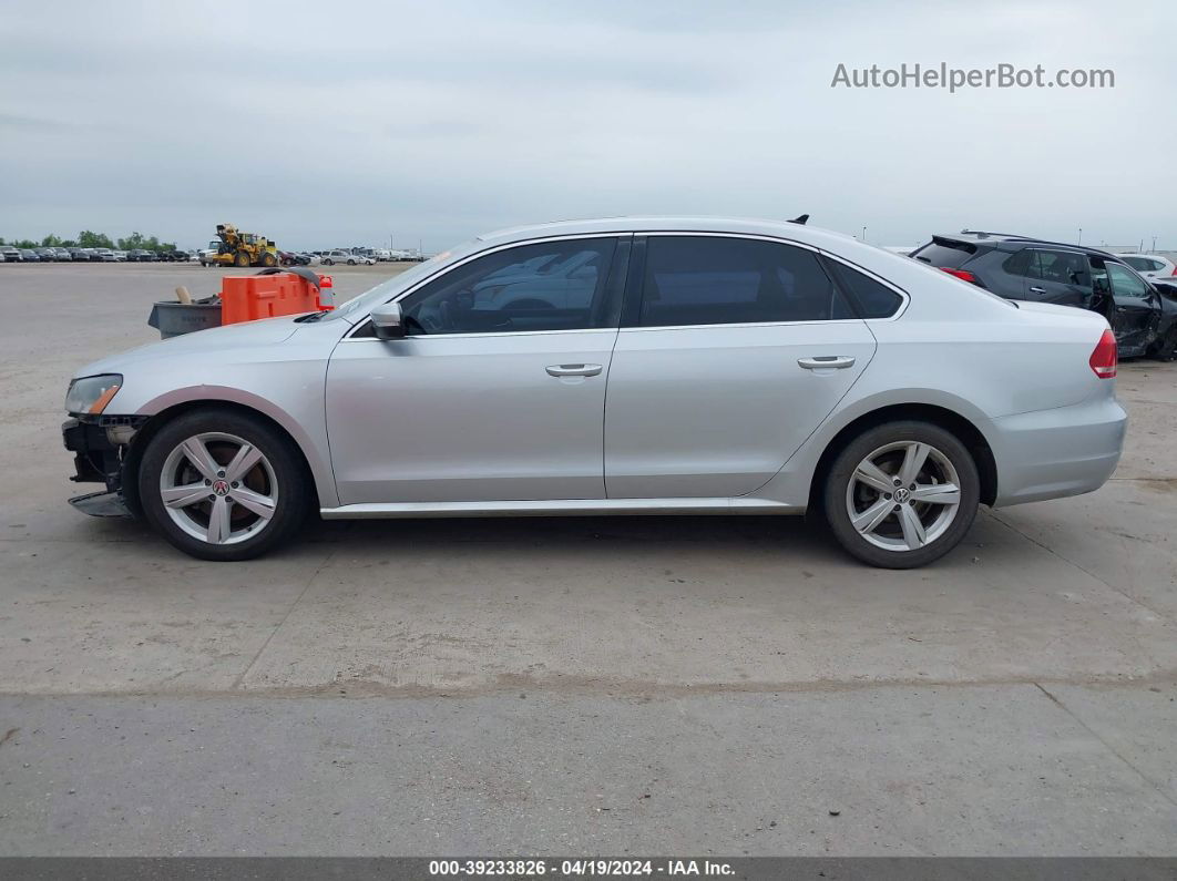 2013 Volkswagen Passat 2.5l Se Silver vin: 1VWBP7A39DC071088