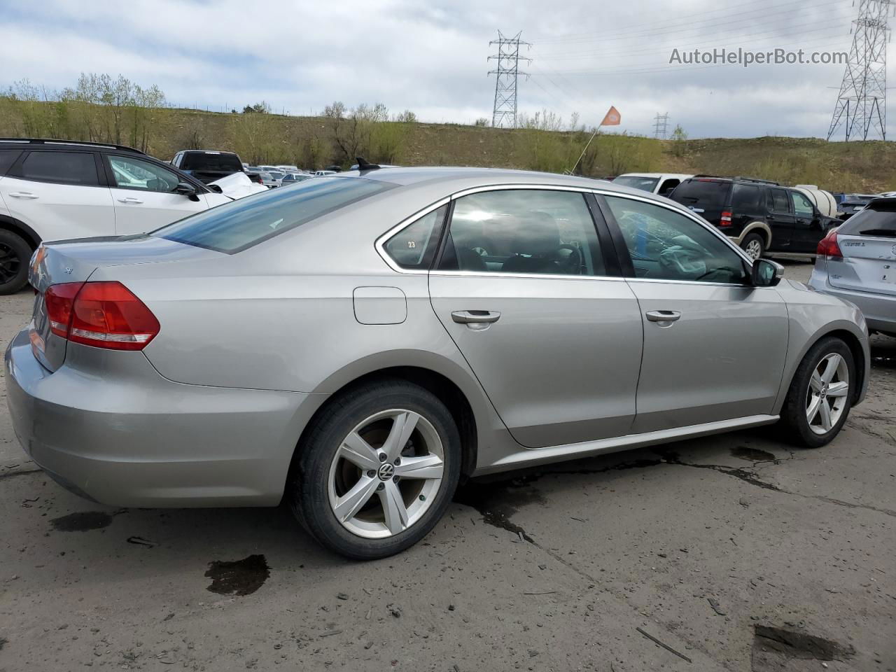 2012 Volkswagen Passat Se White vin: 1VWBP7A3XCC056338