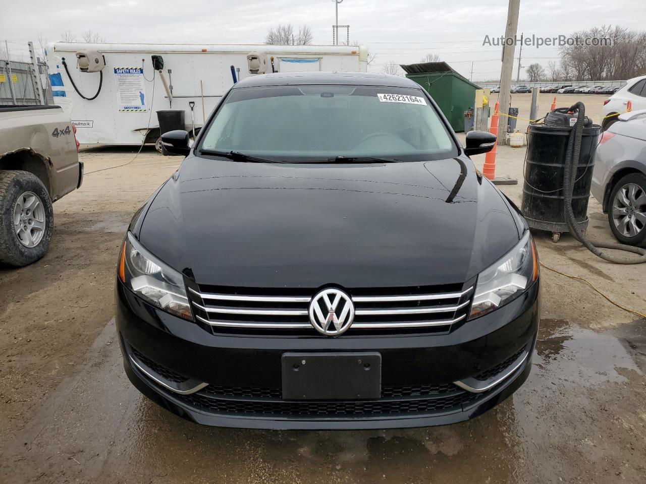 2012 Volkswagen Passat Se Черный vin: 1VWBP7A3XCC105991