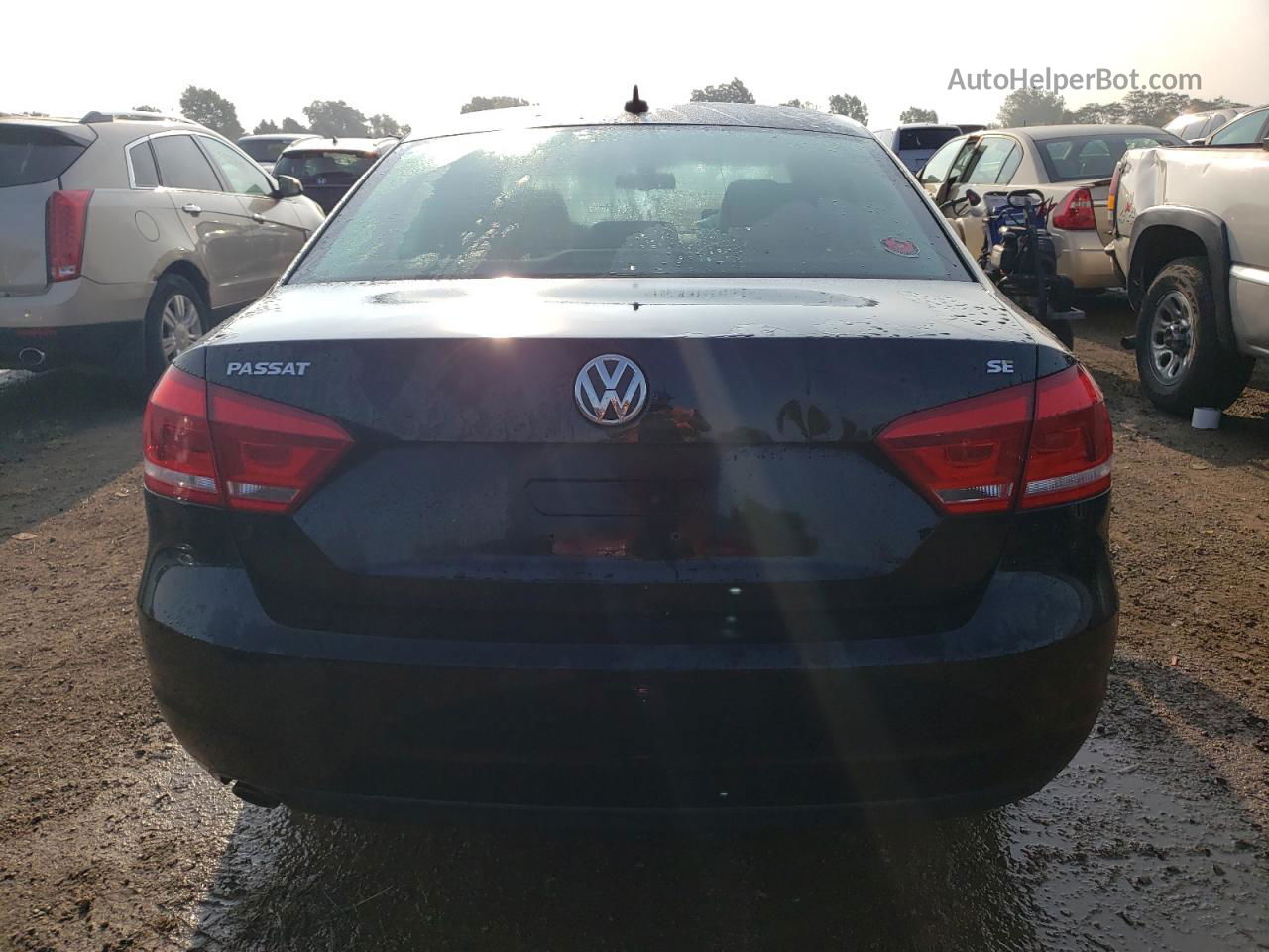 2013 Volkswagen Passat Se Black vin: 1VWBP7A3XDC118337