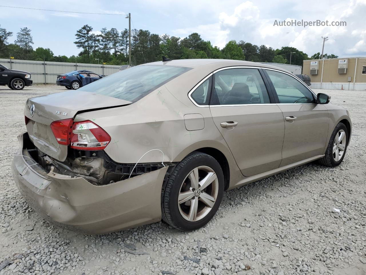 2015 Volkswagen Passat Se Tan vin: 1VWBS7A31FC013719