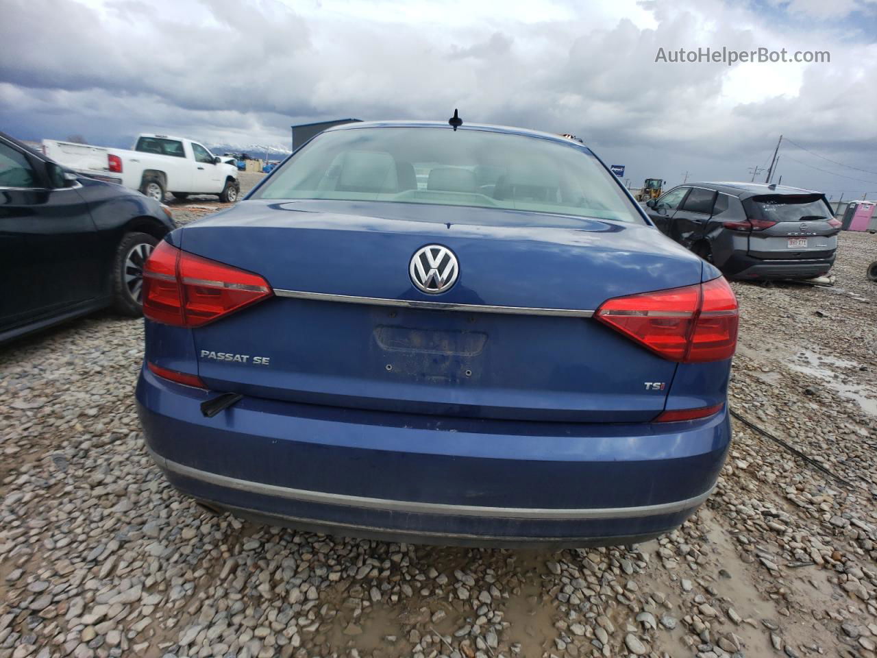 2016 Volkswagen Passat Se Blue vin: 1VWBS7A33GC040521