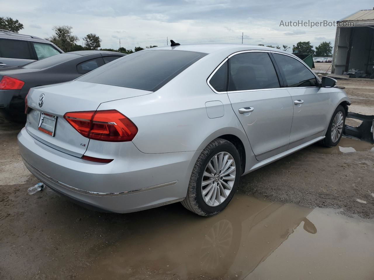 2016 Volkswagen Passat Se Silver vin: 1VWBS7A33GC056573