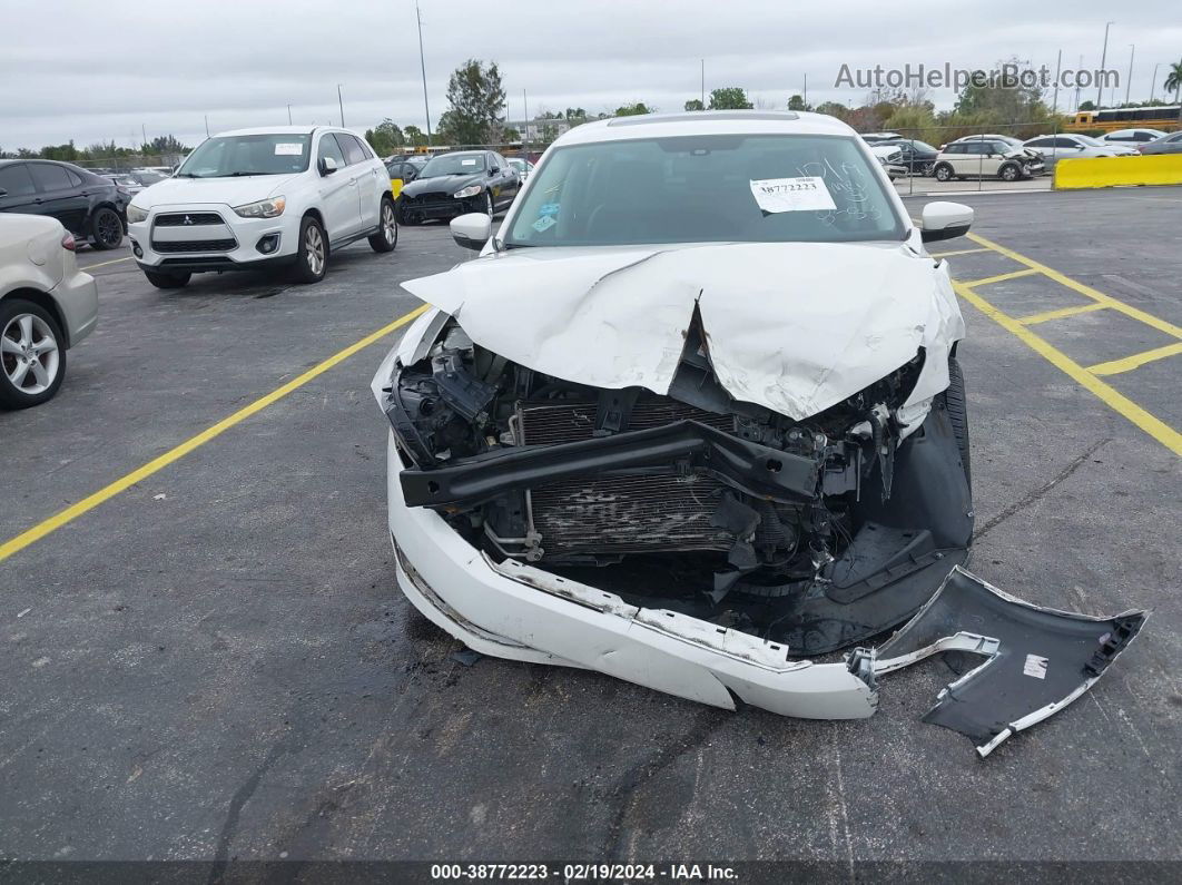 2014 Volkswagen Passat 1.8t Se Белый vin: 1VWBS7A35EC088583