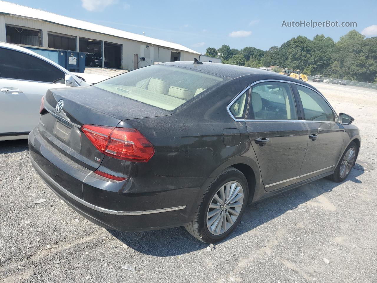 2016 Volkswagen Passat Se Черный vin: 1VWBS7A35GC060141