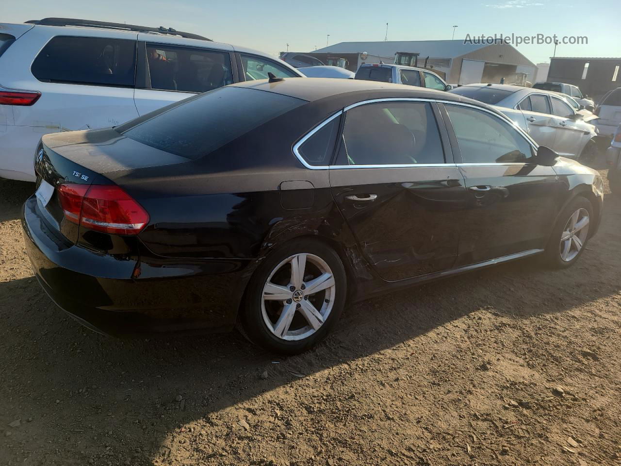 2014 Volkswagen Passat Se Черный vin: 1VWBS7A36EC054197