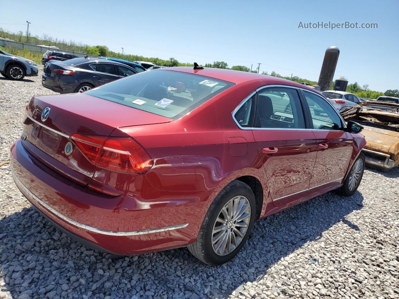 2016 Volkswagen Passat Se Burgundy vin: 1VWBS7A36GC045289