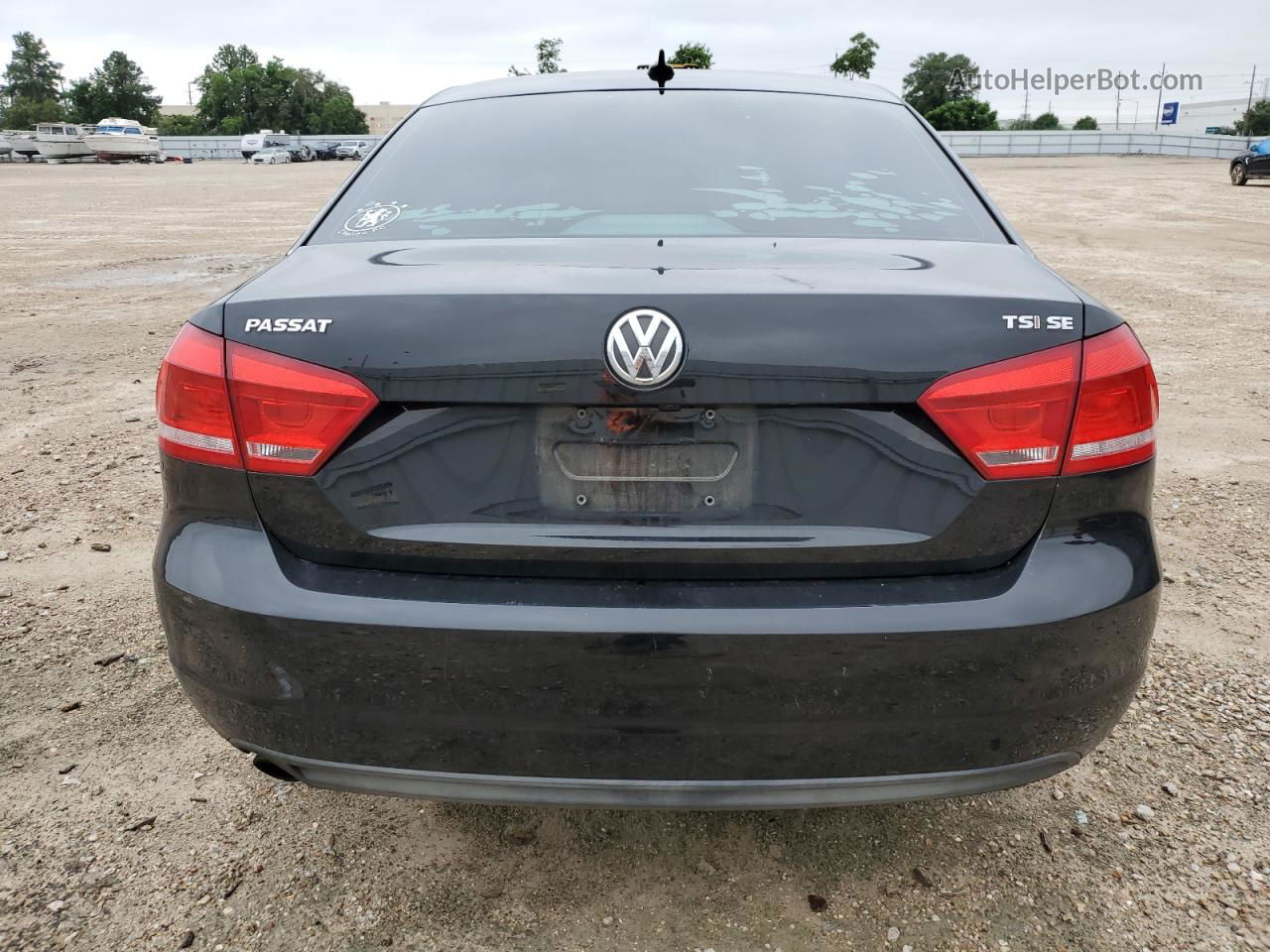 2014 Volkswagen Passat Se Black vin: 1VWBS7A37EC103357