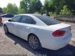 2015 Volkswagen Passat 1.8t Sport Белый vin: 1VWBS7A37FC095326