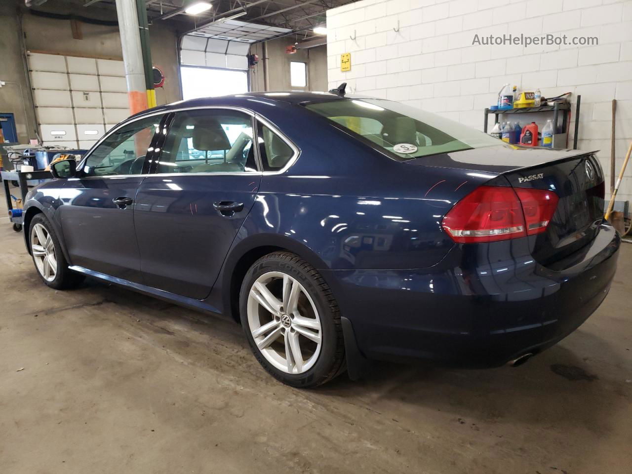 2014 Volkswagen Passat Se Синий vin: 1VWBS7A38EC030239