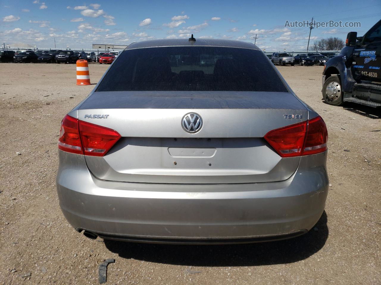 2014 Volkswagen Passat Se Серебряный vin: 1VWBS7A38EC043427