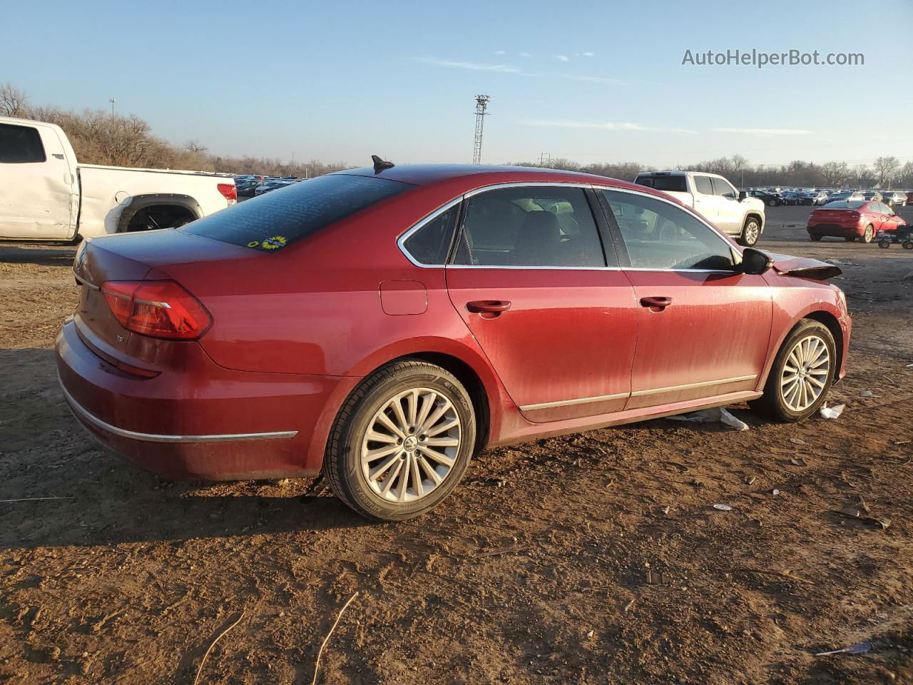 2016 Volkswagen Passat Se Red vin: 1VWBS7A38GC036934